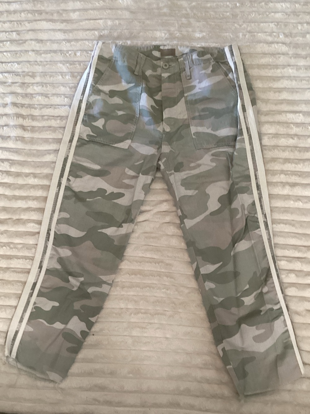 MOTHER Camo Ankle Pants with Side Stripes - Green & Beige